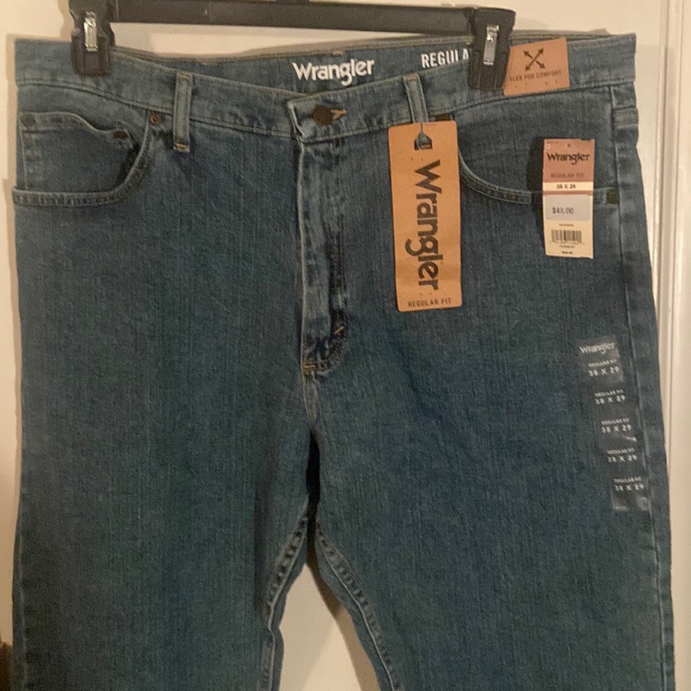 Wrangler jeans Regular Fit new with Tags